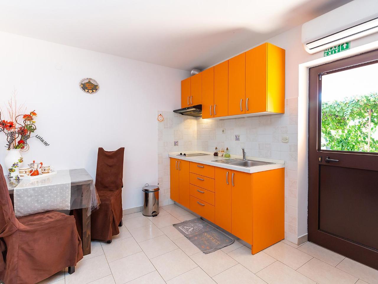 Apartments Alice Green Oasis - بوريتش المظهر الخارجي الصورة