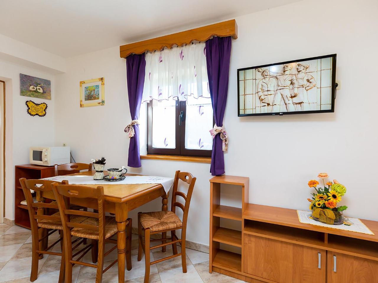 Apartments Alice Green Oasis - بوريتش المظهر الخارجي الصورة