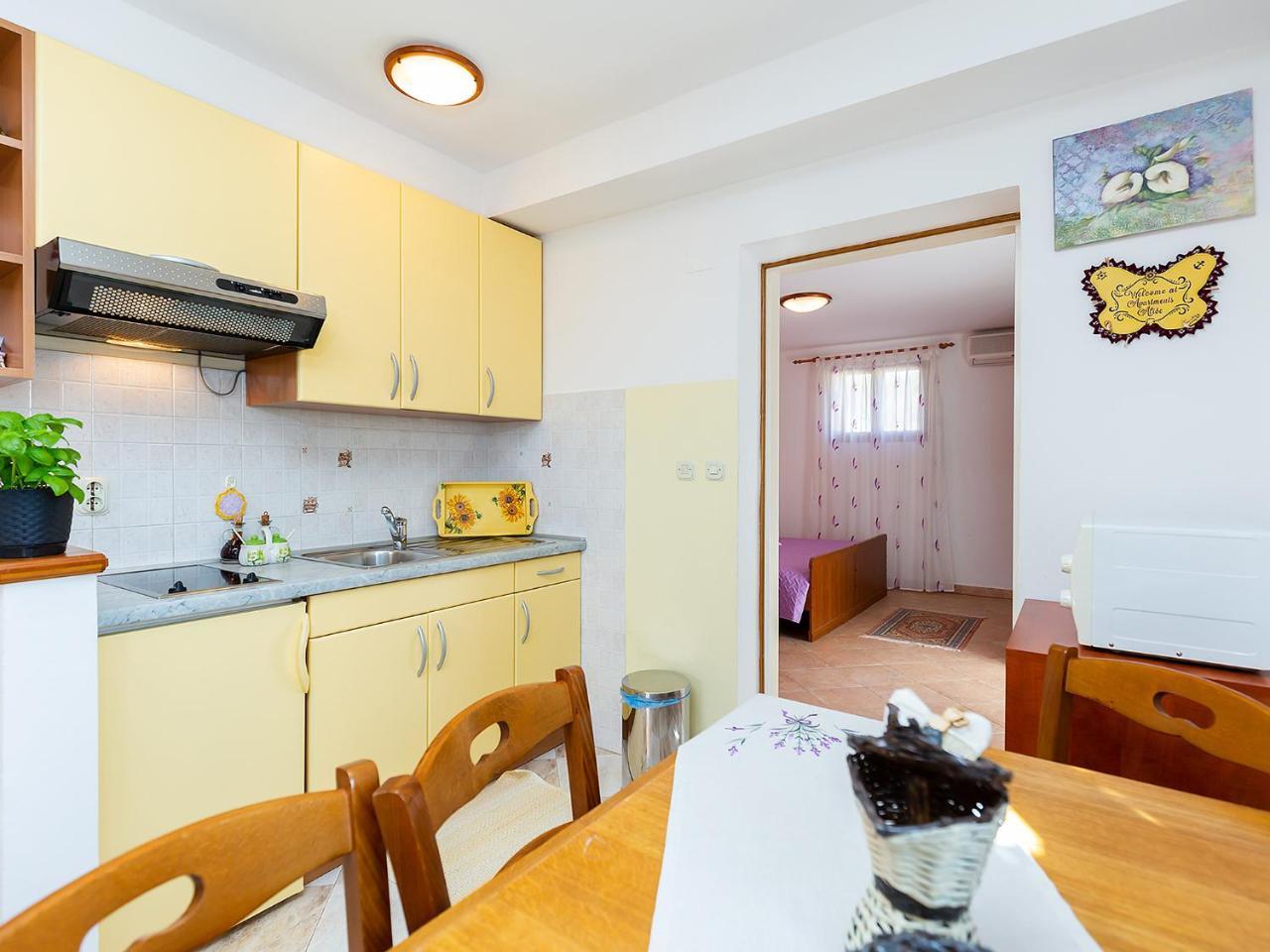 Apartments Alice Green Oasis - بوريتش المظهر الخارجي الصورة